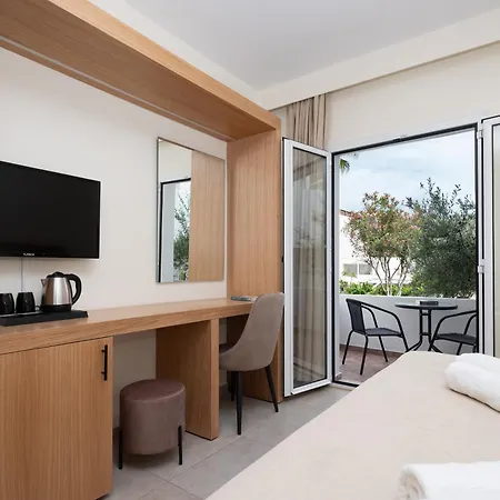 Calypso Hotel